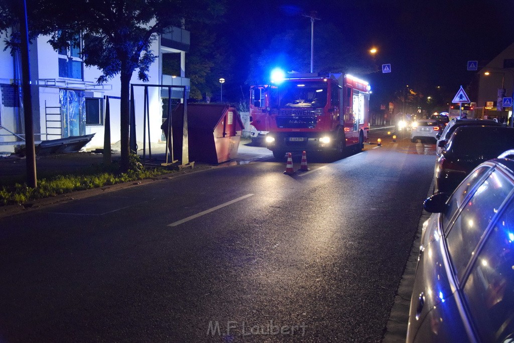 Feuer 1 Koeln Hoehenberg Fuldastr P59.JPG - Miklos Laubert